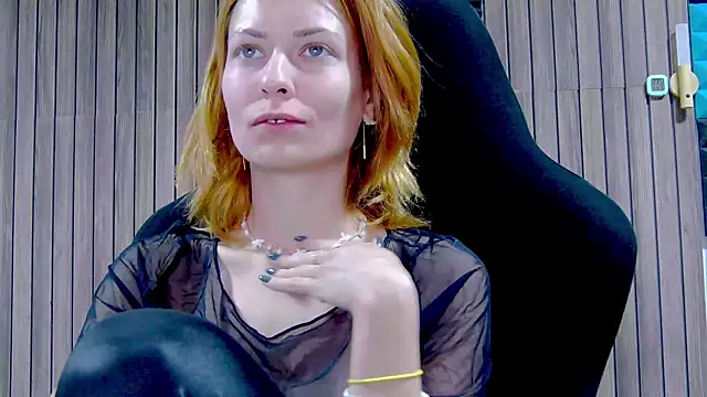 karo123421 online show from 03-11-25, 04:29