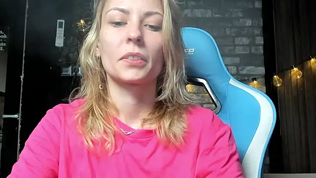 karo123421 online show from 11-12-25, 06:41