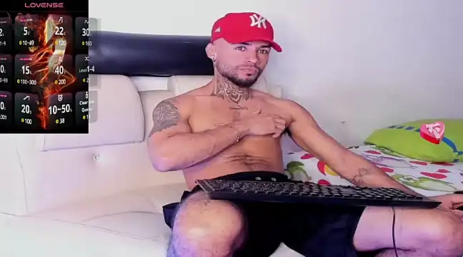 Snapshot of yomo95 chatting on 01-24-25, 08:54 yomo95 online show from 01-24-25, 08:54