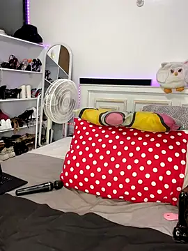 peeky pinky online show from 11-13-25, 10:03