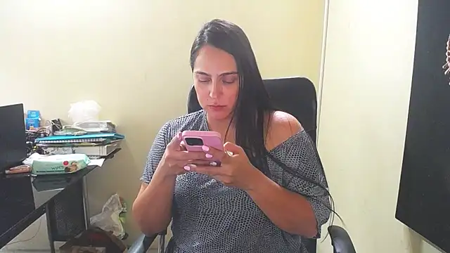 kendall 52 online show from 02-16-26, 04:47