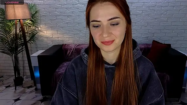 Adelyna Bird online show from 02-02-25, 06:58