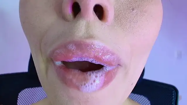 lisbet21x online show from 11-15-25, 02:57