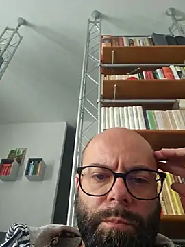 Dolceporco19 online show from 10-26-25, 10:43