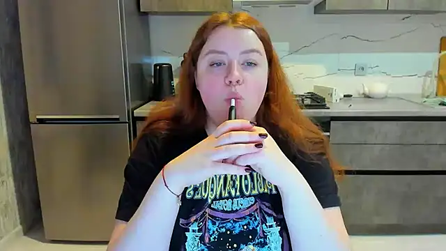 PolinaSalvatore online show from 02-20-25, 10:48