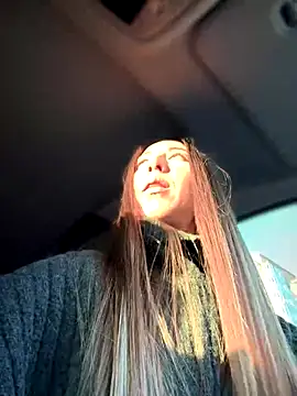 EvaCatt online show from 11-17-25, 02:28