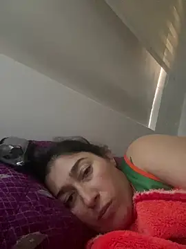 Snapshot of andreaisis2 chatting on 02-12-25, 04:55 andreaisis2 online show from 02-12-25, 04:55