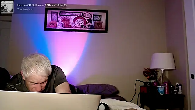 Snapshot of Snarfle82 chatting on 12-16-25, 09:47 Snarfle82 online show from 12-16-25, 09:47