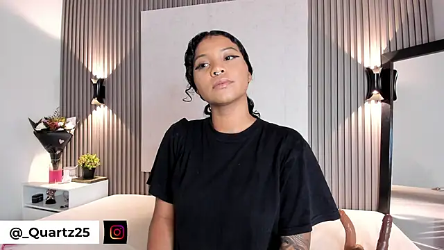 Zafiiraa online show from 10-18-25, 12:28