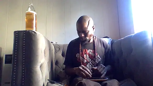 Snapshot of Daddy_hook chatting on 02-11-26, 11:21 Daddy hook online show from 02-11-26, 11:21