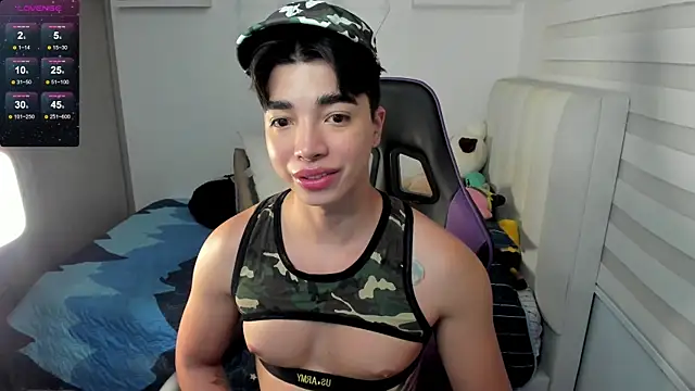 santy7v7 online show from 10-30-25, 01:23