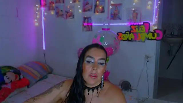 Snapshot of sweet_vanessa_22 chatting on 12-07-24, 03:58 sweet vanessa 22 online show from 12-07-24, 03:58
