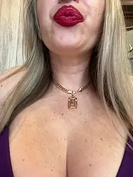 Kittenforyou online show from 04-15-26, 11:39