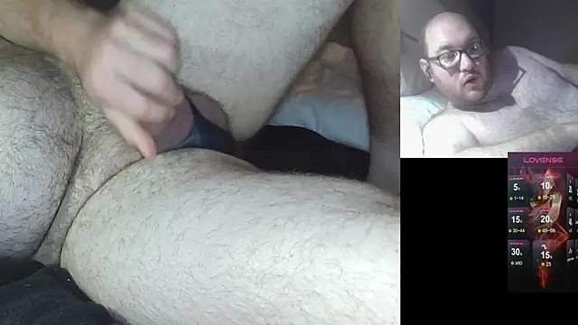 Snapshot of peterpage97 chatting on 09-30-25, 05:45 peterpage97 online show from 09-30-25, 05:45