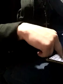 Wero4200 online show from 11-24-25, 03:34