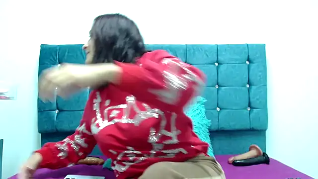 valentinaricothx online show from 11-25-25, 12:16