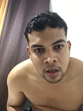 ElsecretodeBruno online show from 10-27-25, 12:04