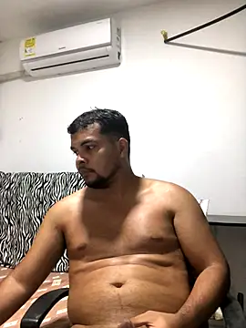 ElsecretodeBruno online show from 11-18-25, 12:16