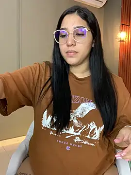 Amandanauty online show from 12-18-24, 11:08