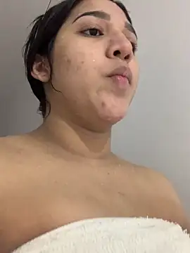 Amandanauty online show from 02-24-25, 02:40