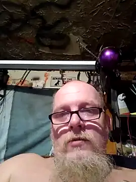 Snapshot of Kevinmc1d chatting on 10-18-25, 03:57 Kevinmc1d online show from 10-18-25, 03:57