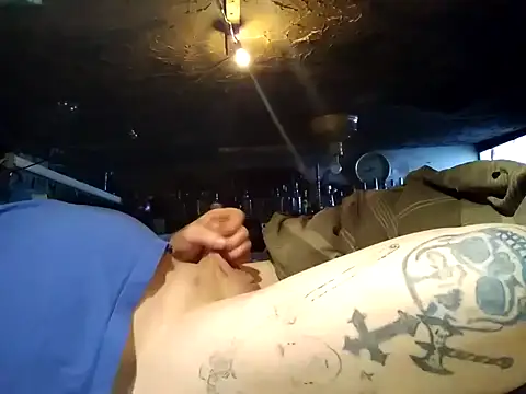 Snapshot of Kevinmc1d chatting on 10-20-25, 12:38 Kevinmc1d online show from 10-20-25, 12:38