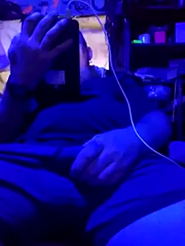 Snapshot of Kevinmc1d chatting on 11-06-25, 04:13 Kevinmc1d online show from 11-06-25, 04:13