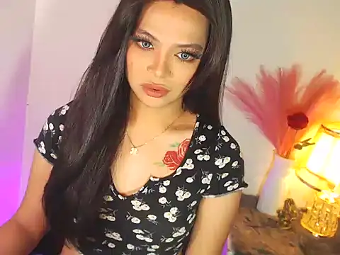 Snapshot of MajesticKitana chatting on 10-14-25, 06:25 MajesticKitana online show from 10-14-25, 06:25