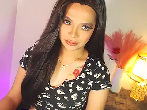 Snapshot of MajesticKitana chatting on 11-04-25, 05:06 MajesticKitana online show from 11-04-25, 05:06