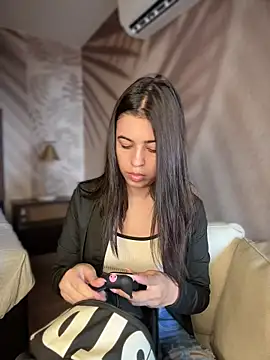 IvySanders1 online show from 11-14-25, 12:59