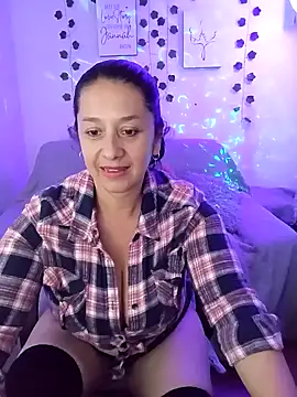 camilalatti online show from 02-12-25, 11:41