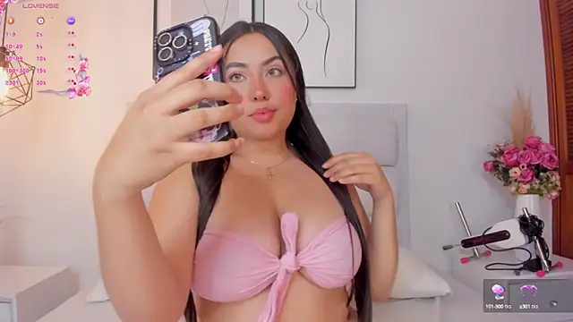 Snapshot of dulcepatersson1_ chatting on 02-14-25, 03:22 dulcepatersson1 online show from 02-14-25, 03:22