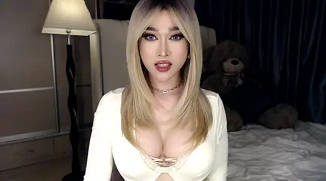 Snapshot of KeenMazikeen69 chatting on 12-05-24, 08:11 KeenMazikeen69 online show from 12-05-24, 08:11