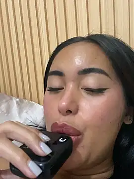 HeavenlyStar online show from 11-13-25, 06:12