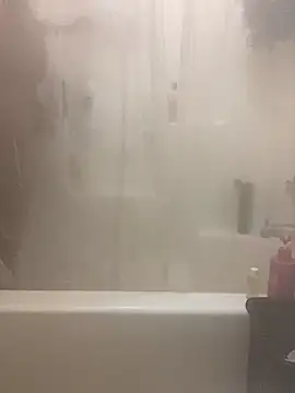 Snapshot of dro6969 chatting on 12-25-24, 05:26 dro6969 online show from 12-25-24, 05:26