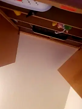 Snapshot of dro6969 chatting on 11-12-25, 04:35 dro6969 online show from 11-12-25, 04:35