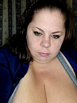 Ginabig online show from 11-16-25, 03:12