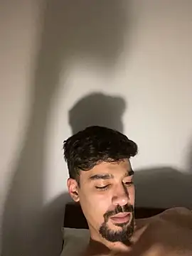 Snapshot of Hermanooooooo chatting on 01-14-25, 02:08 Hermanooooooo online show from 01-14-25, 02:08