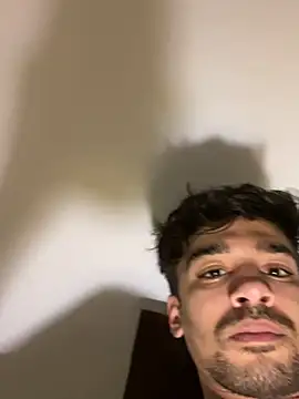 Snapshot of Hermanooooooo chatting on 02-02-25, 05:10 Hermanooooooo online show from 02-02-25, 05:10