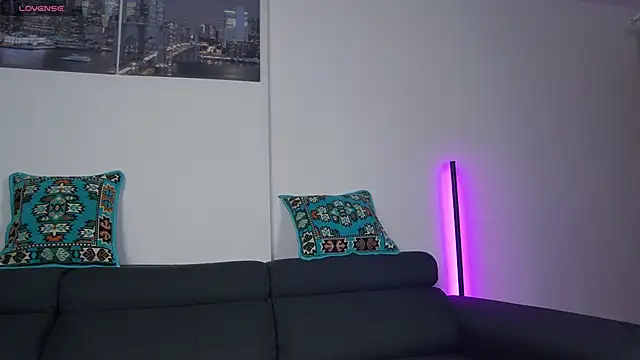 Arilas  online show from 11-20-25, 01:33