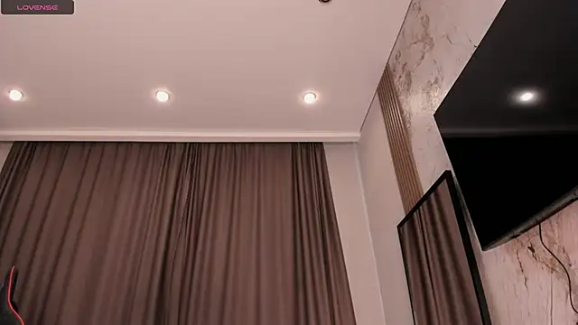 Snapshot of sharlin_13 chatting on 03-13-25, 06:05 sharlin 13 online show from 03-13-25, 06:05