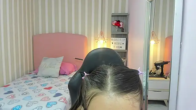 LORELAIGIVEN online show from 01-10-25, 12:26