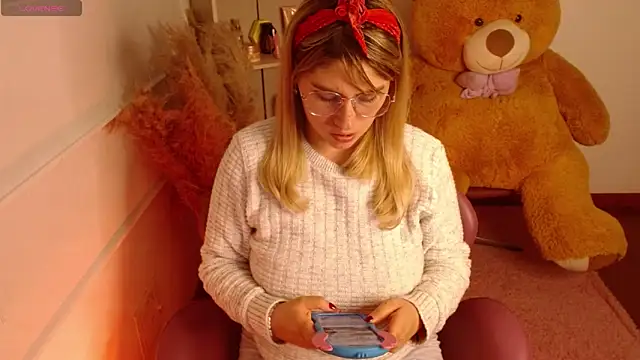 Snapshot of thamarajane chatting on 01-22-25, 12:27 thamarajane online show from 01-22-25, 12:27