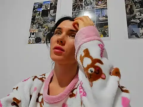 Cameron diazz online show from 02-10-26, 08:57