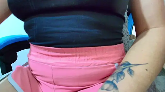 klylls squirt  online show from 02-16-26, 07:43