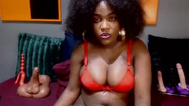 Snapshot of DarkNSpicy4U chatting on 02-14-26, 02:30 DarkNSpicy4U online show from 02-14-26, 02:30