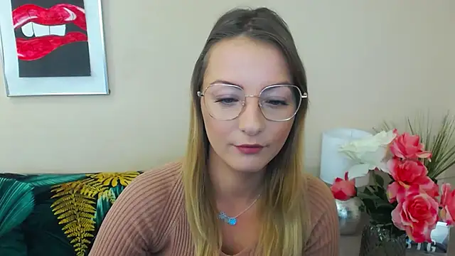 Snapshot of NatalieSexy chatting on 12-02-24, 07:14 NatalieSexy online show from 12-02-24, 07:14