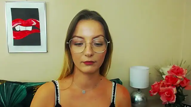 Snapshot of NatalieSexy chatting on 01-15-25, 01:20 NatalieSexy online show from 01-15-25, 01:20