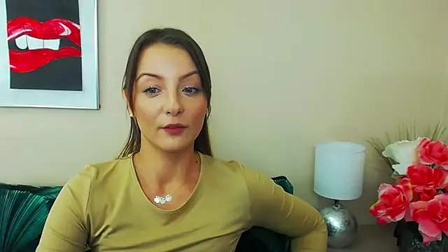 Snapshot of NatalieSexy chatting on 01-20-25, 10:18 NatalieSexy online show from 01-20-25, 10:18