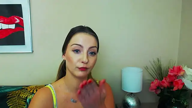 Snapshot of NatalieSexy chatting on 02-14-25, 07:07 NatalieSexy online show from 02-14-25, 07:07